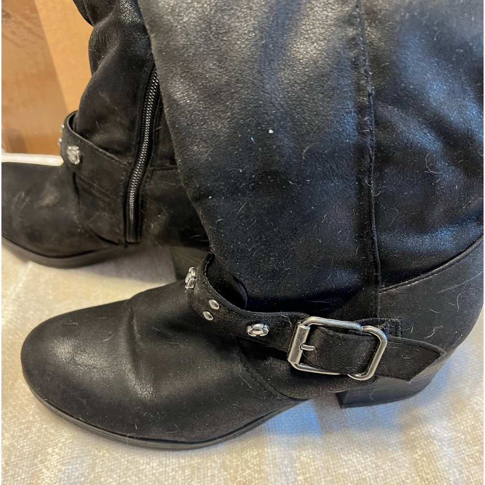 Carlo’s Black heel boots